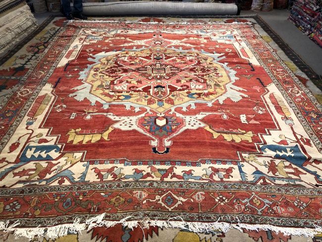 10x12 Antique Serapi Rug