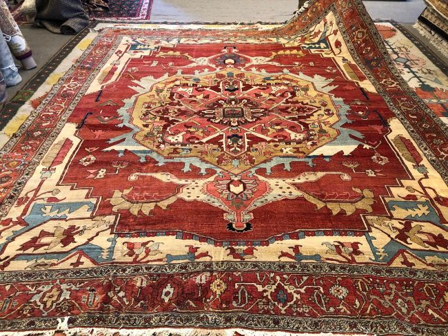 10x12 Antique Serapi Rug