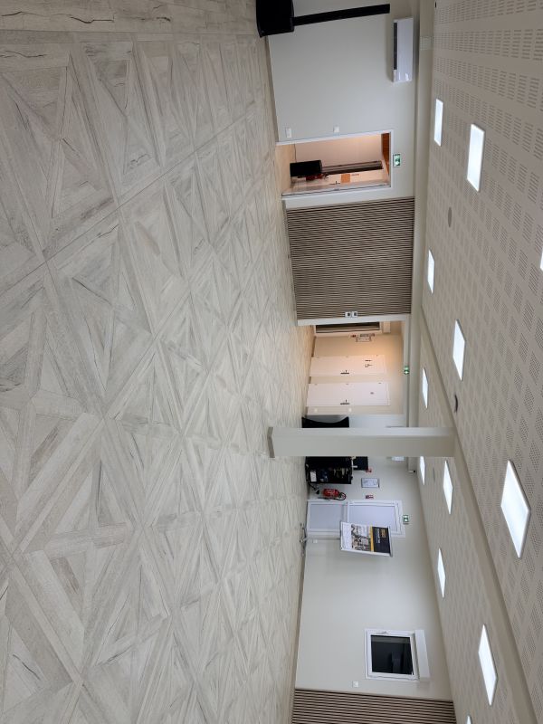 Location Salle du Parvis 175 m²