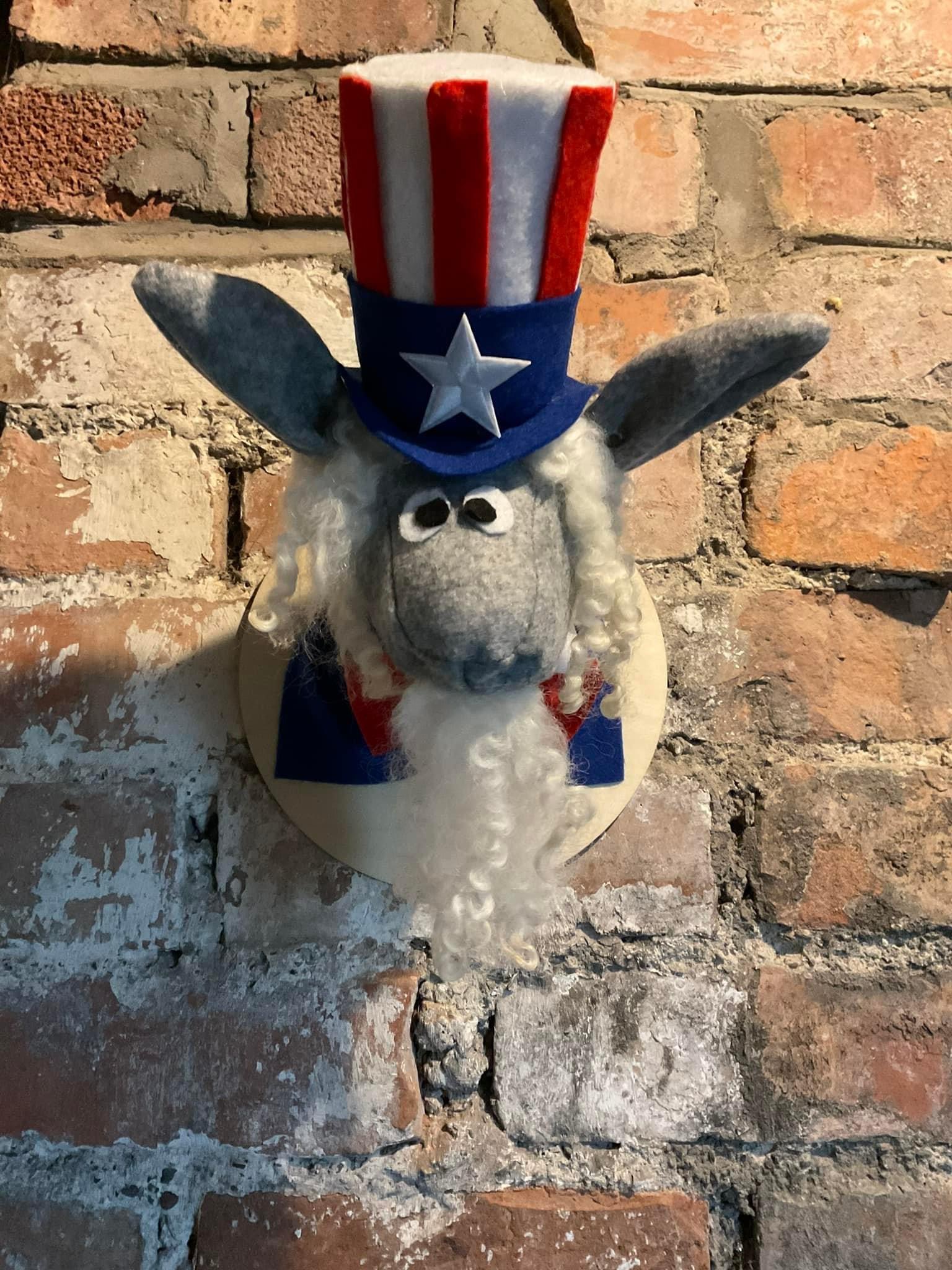 Faux Taxidermy head - USA Sheep