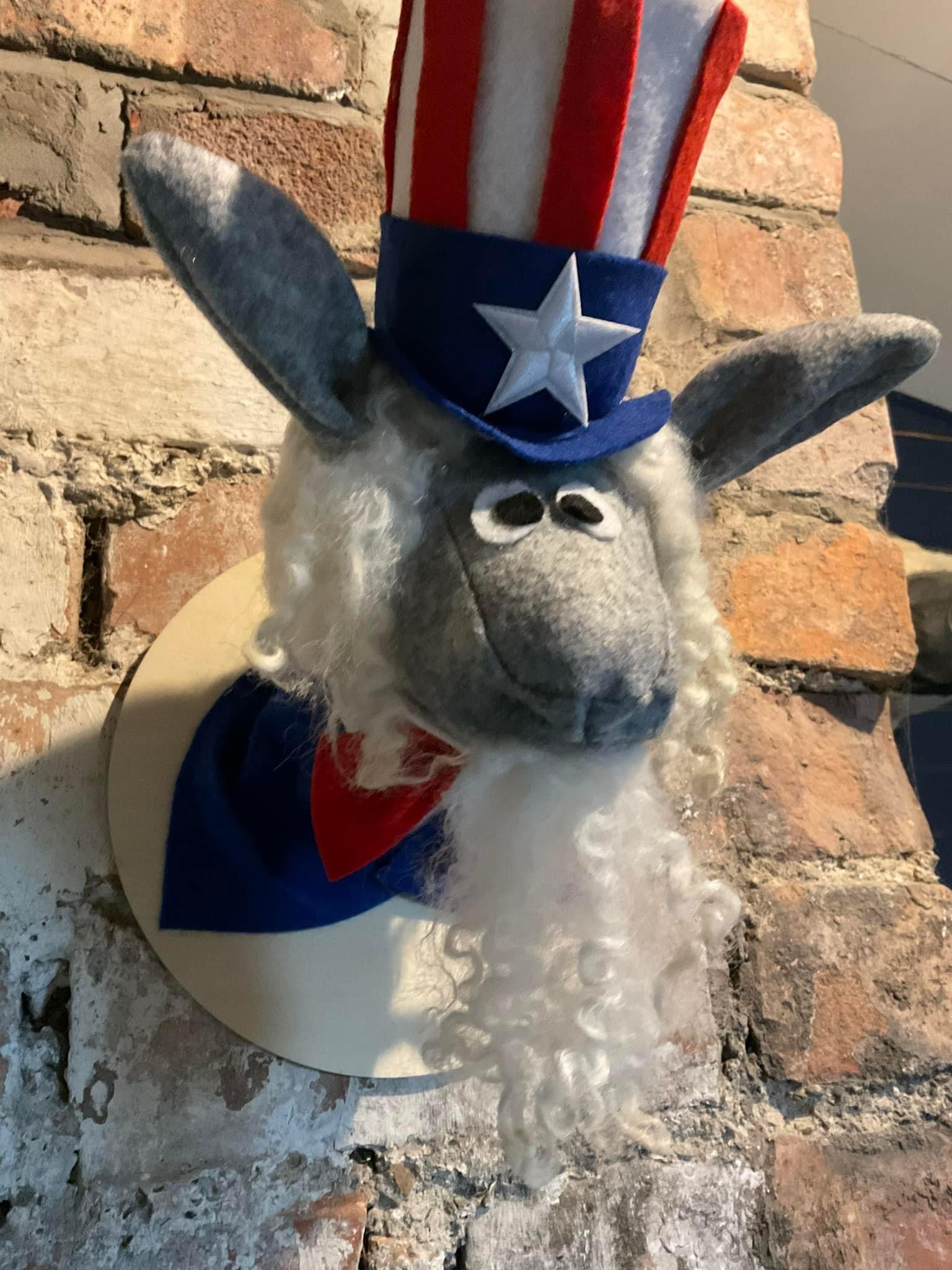 Faux Taxidermy head - USA Sheep