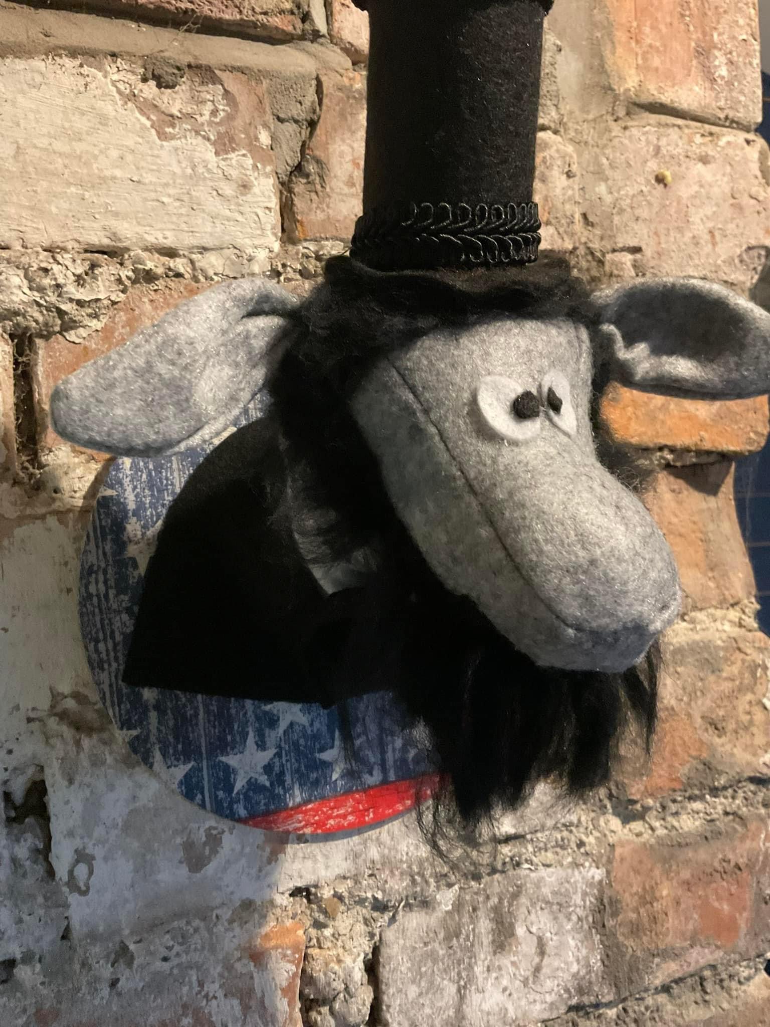Faux taxidermy head - USA Sheep