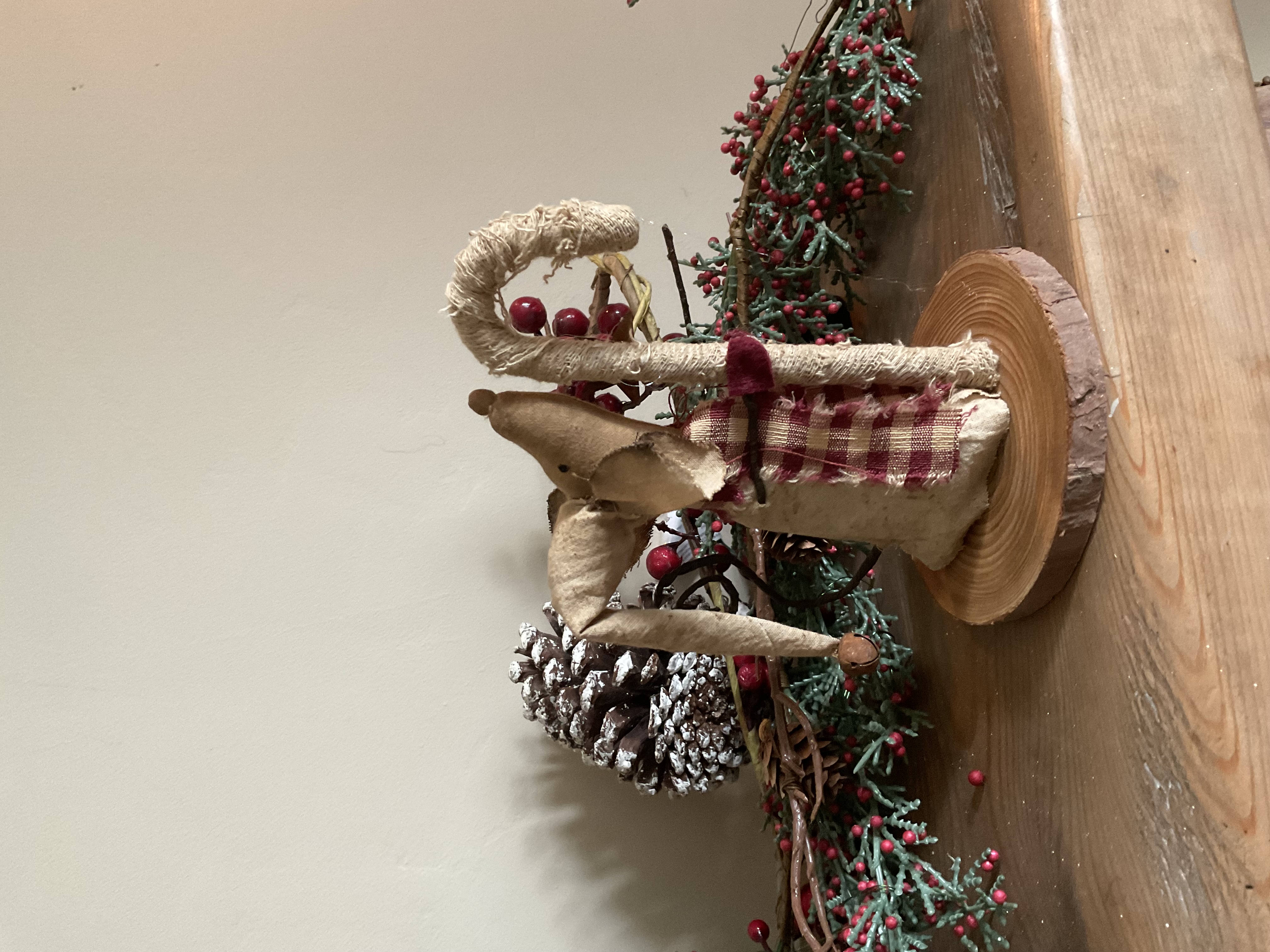 Primitive Christmas mouse