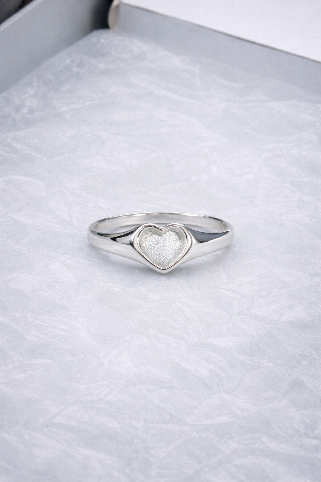 Sidabrinis žiedas širdelė