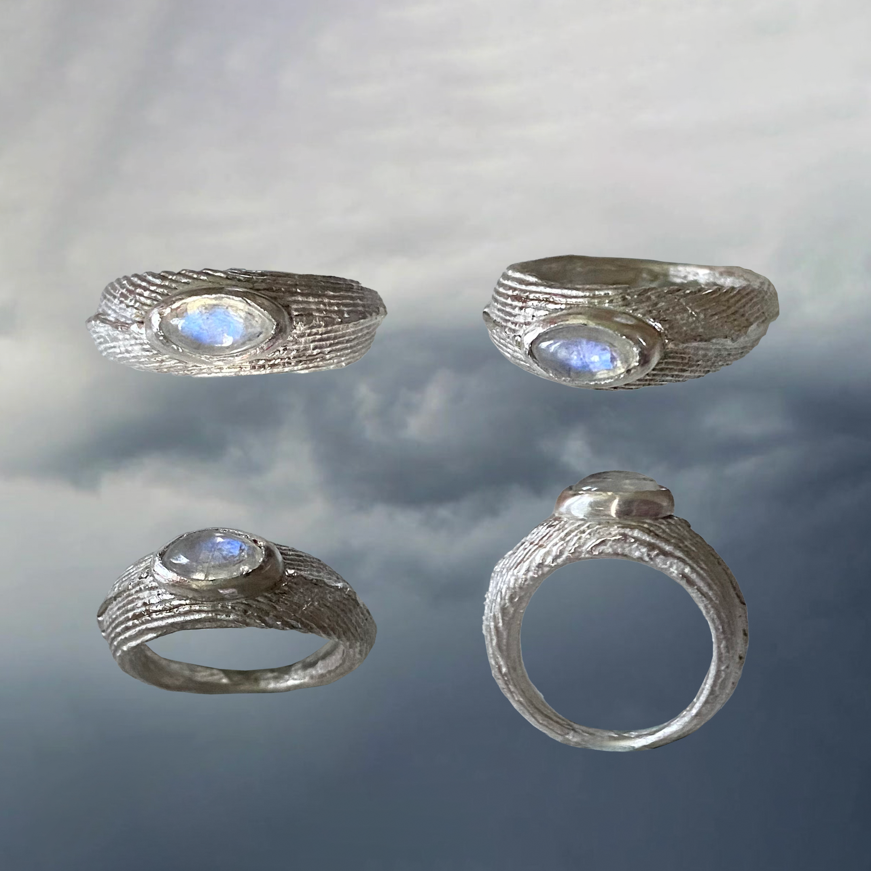 Moon eye ring