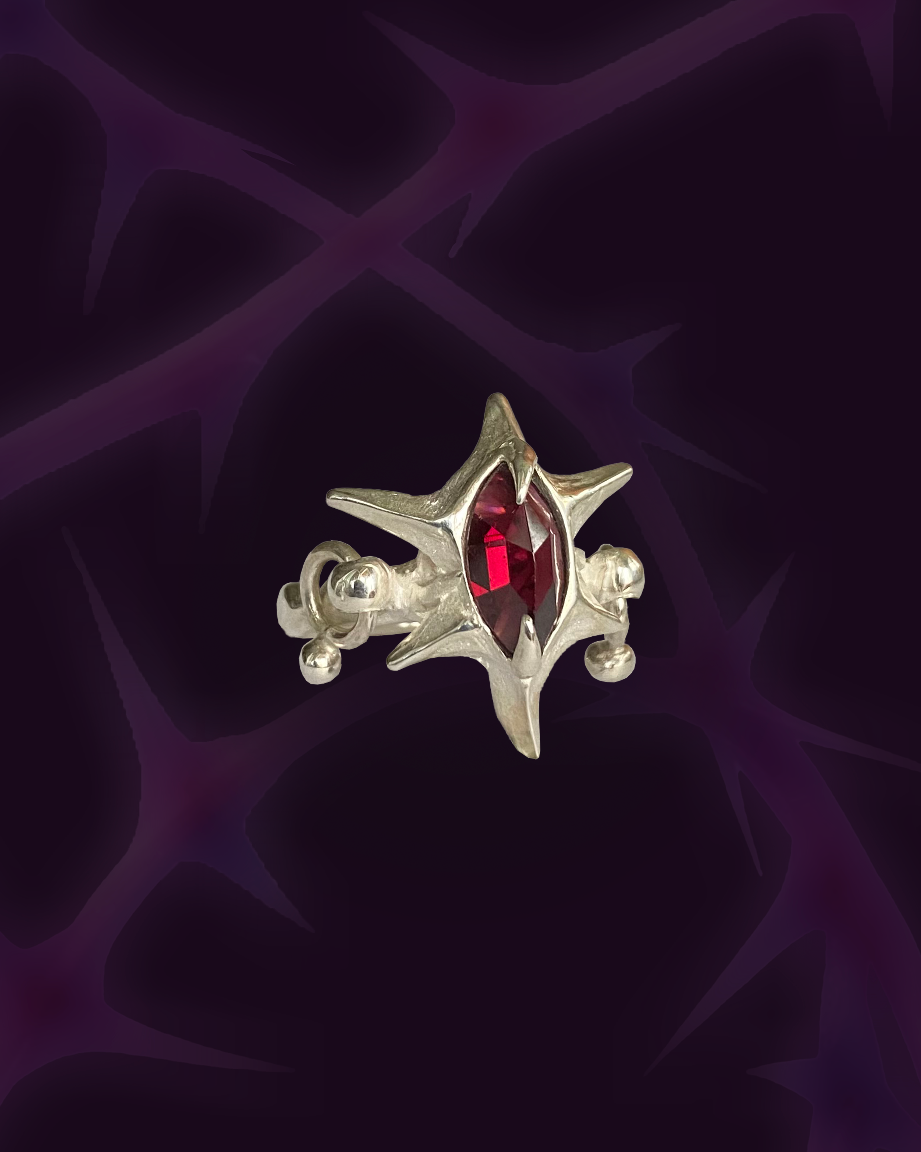 Pierced Star ring