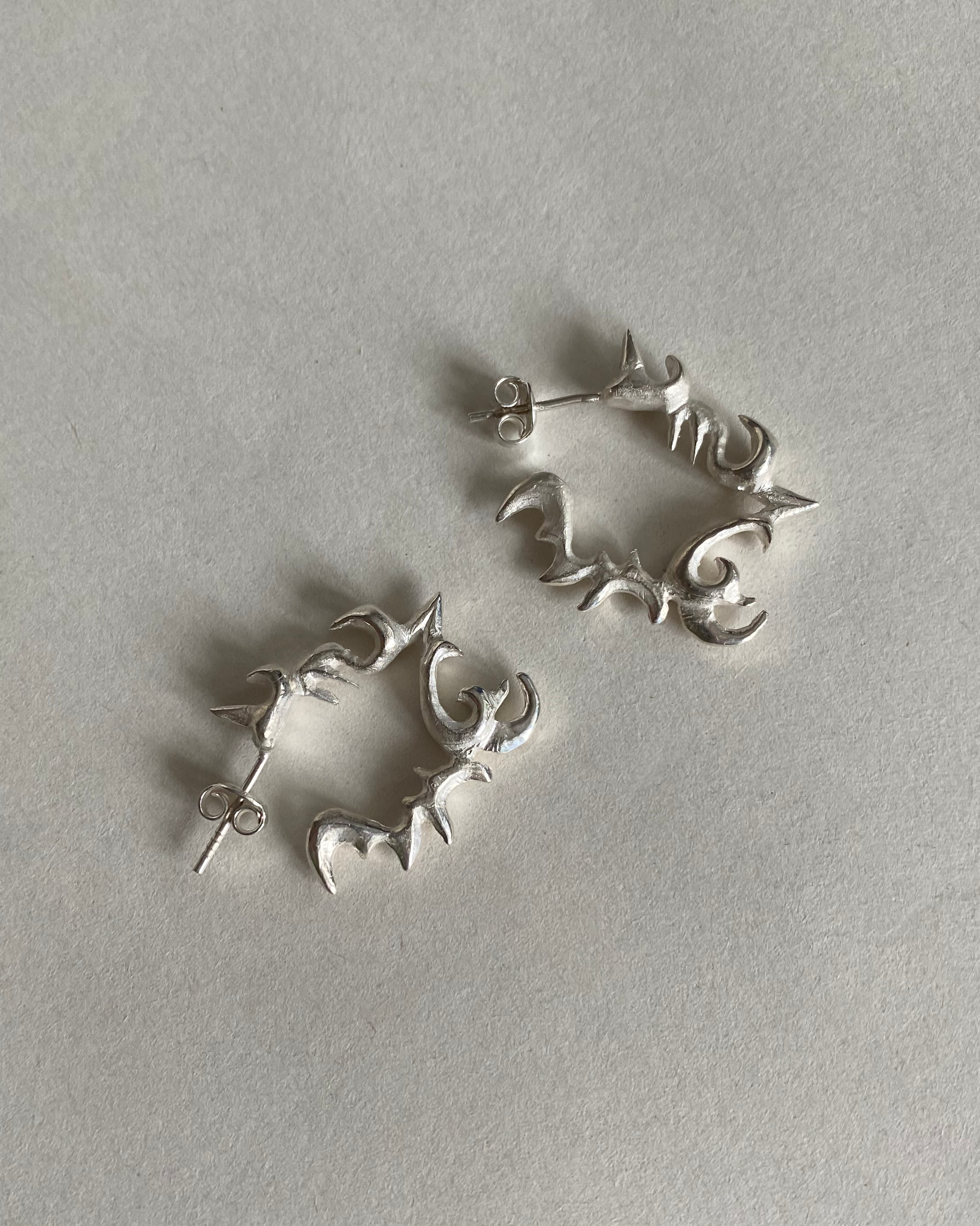 Core hoop earrings