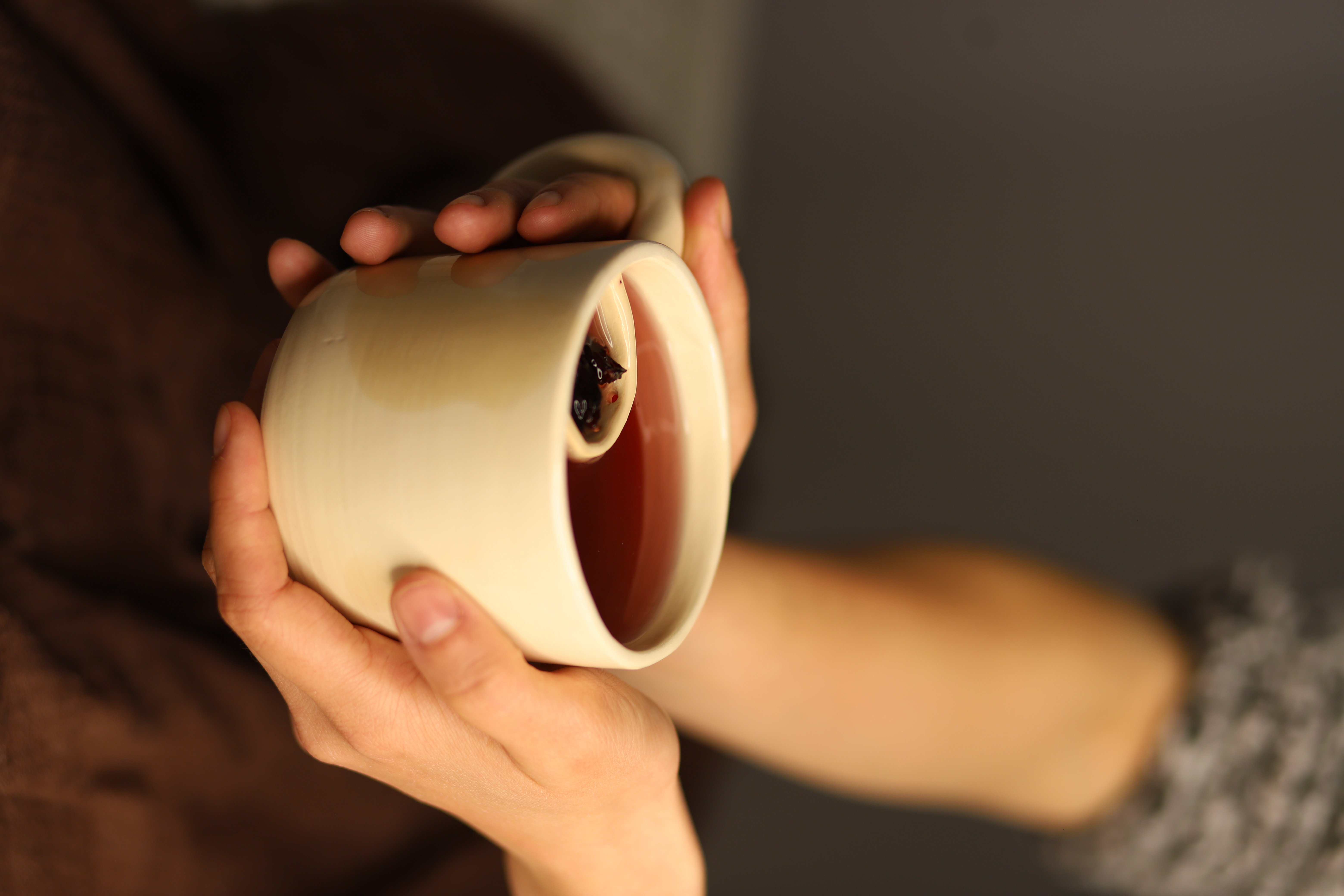 Handmade Ceramic Mug with Infuser | Чашка ручної роботи зі заварником