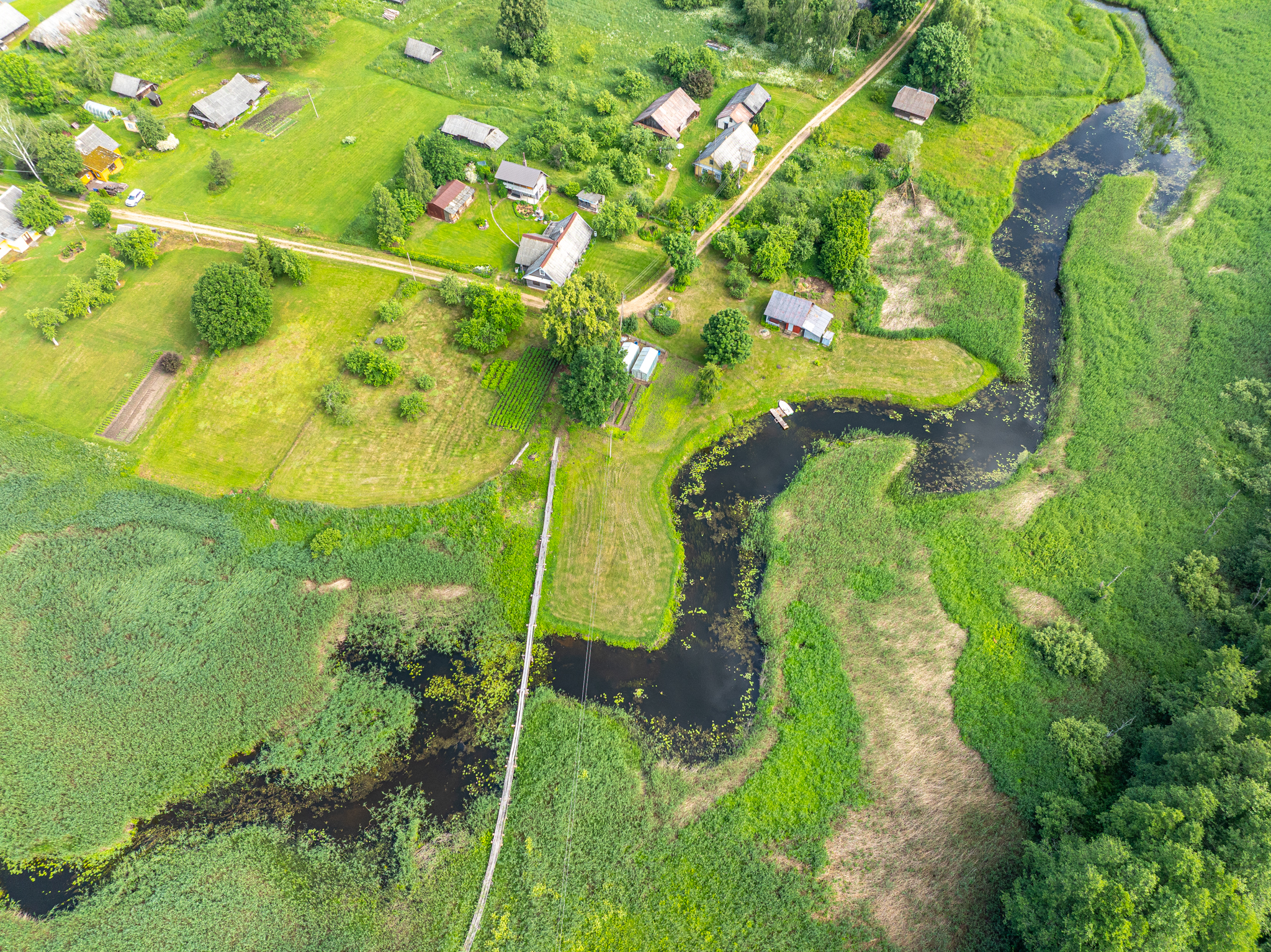Ignalinos raj., Kelpučių k., parduodama 79,98kv.m. sodyba su tvenkiniu