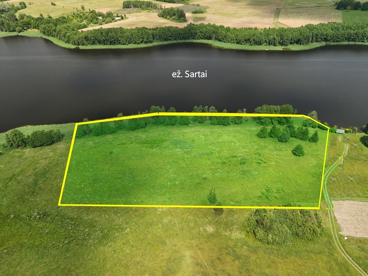 Rokiškio rajone, Anapolio kaime, prie Sartų ežero, parduodamas 1,7165 ha sklypas