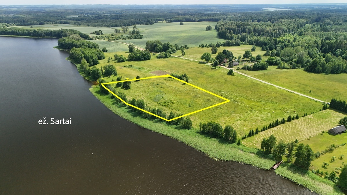 Rokiškio rajone, Anapolio kaime, prie Sartų ežero, parduodamas 1,7165 ha sklypas