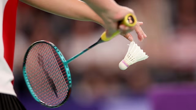 SET RAQUETAS BADMINTON TORNEO