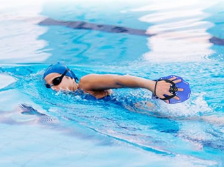 MANOPLAS PARA NATACIÓN