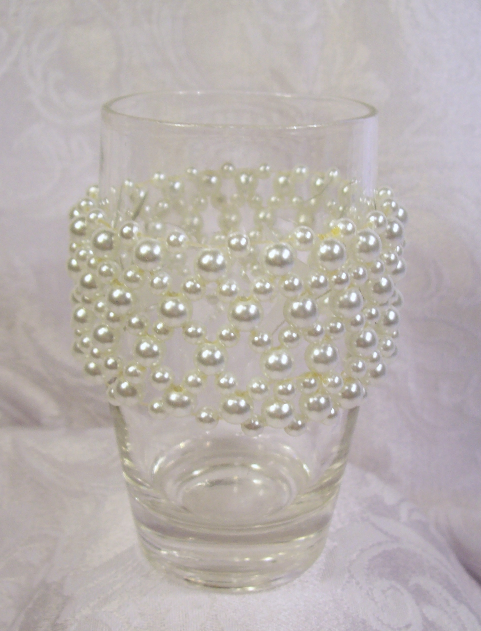 White Glass Pearl Stretchy Bracelet 