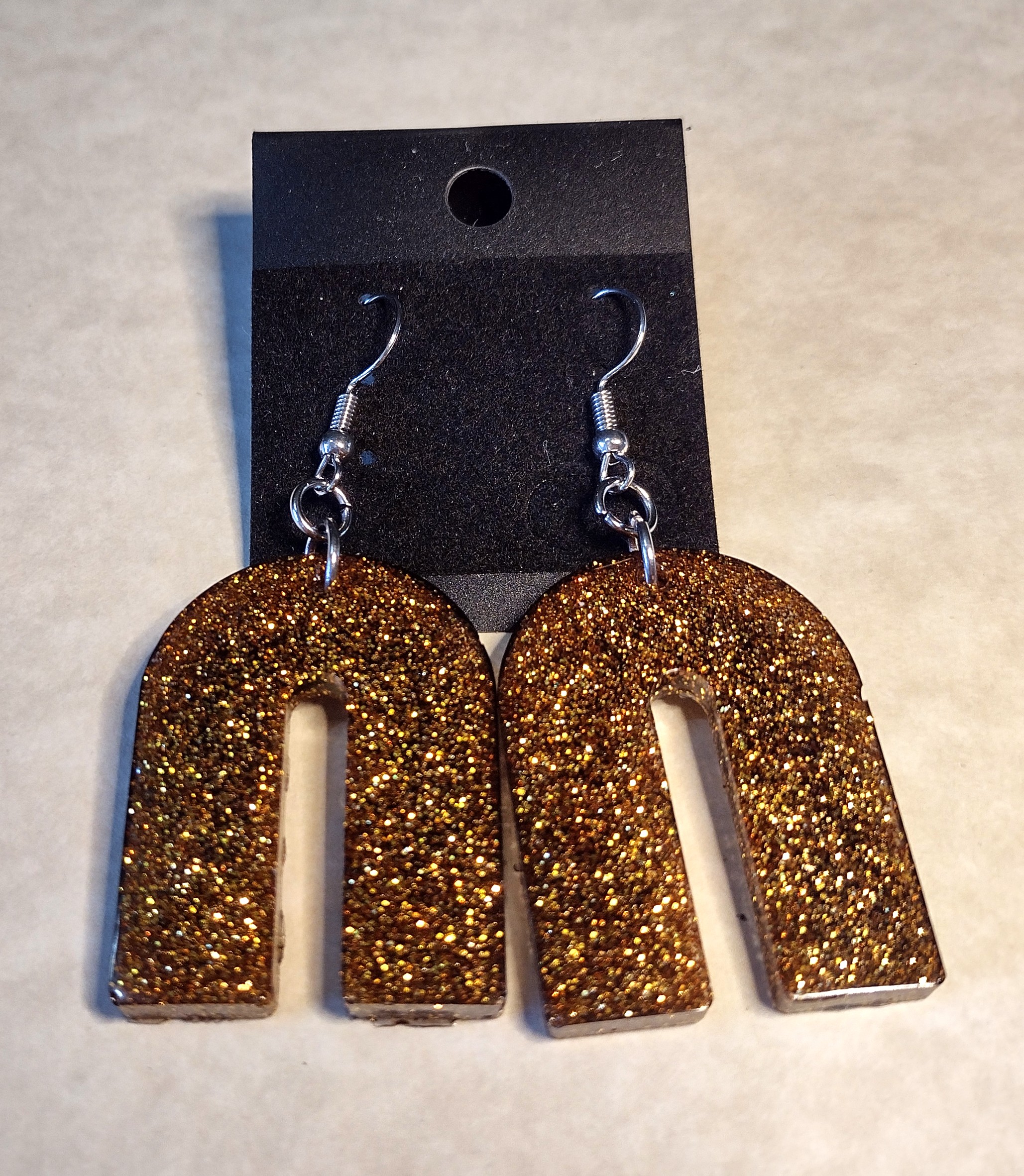 Resin Gold U Earrings