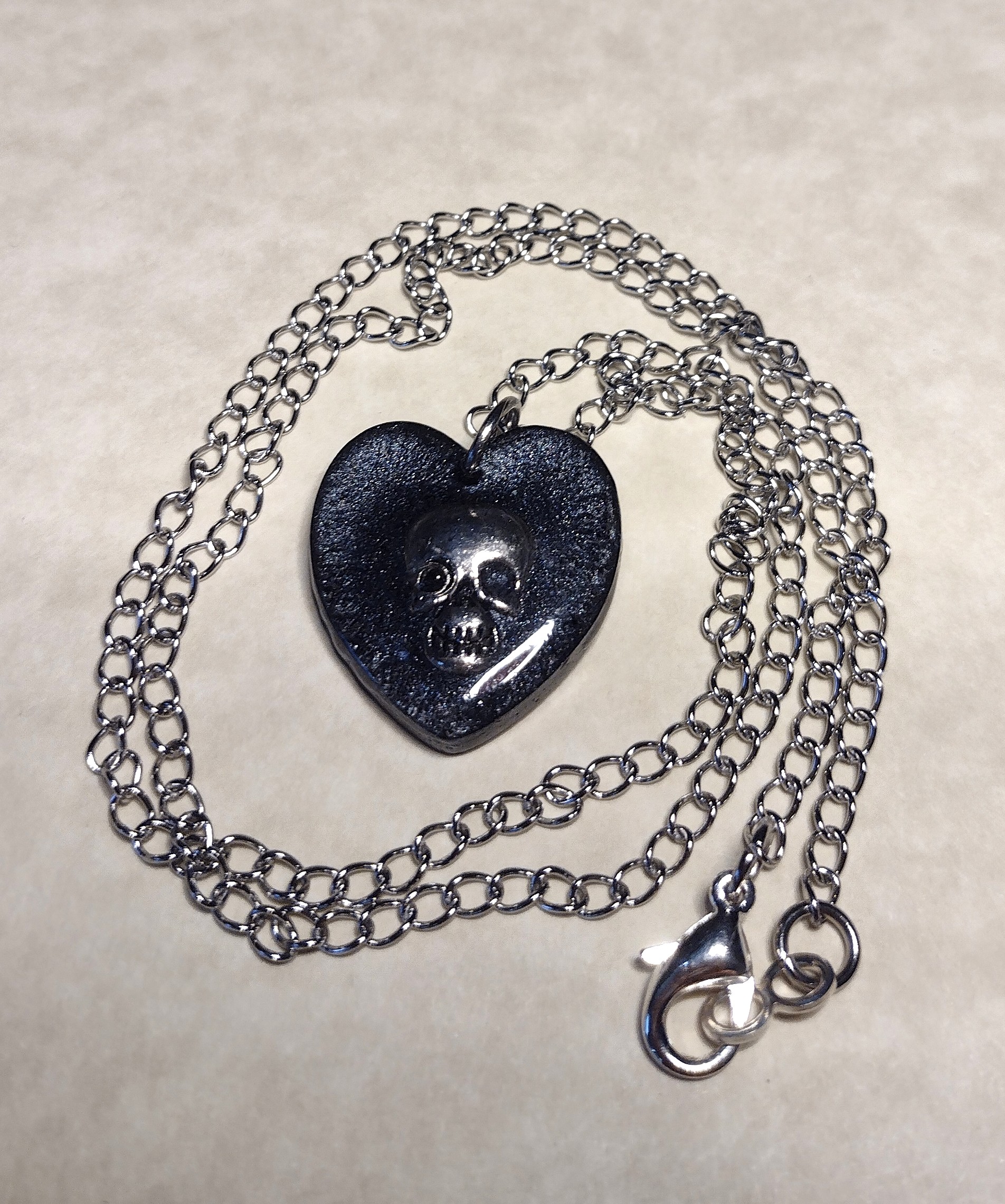 Resin Skull Heart Necklace