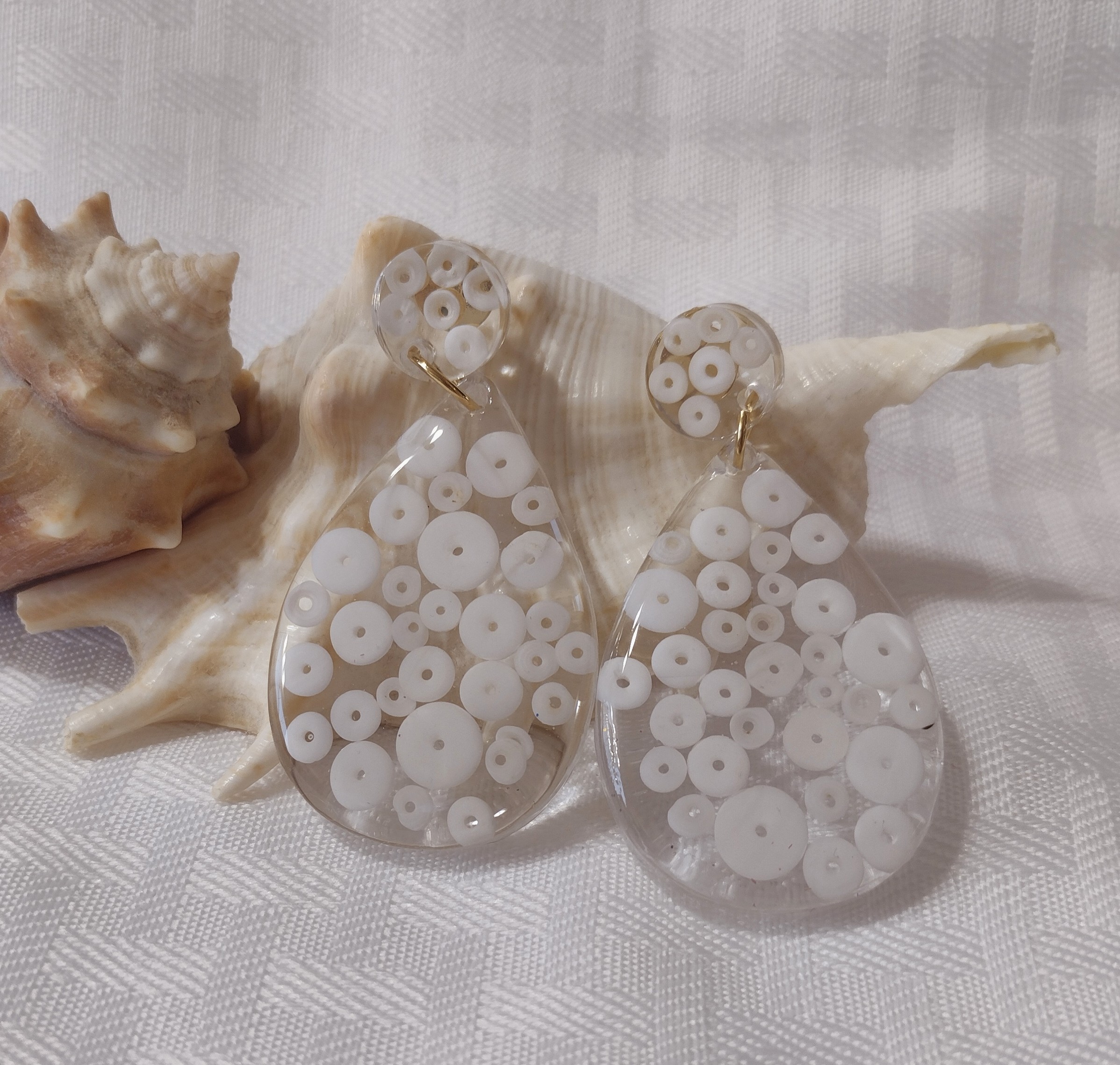 Resin Puca Shell Post Earrings 