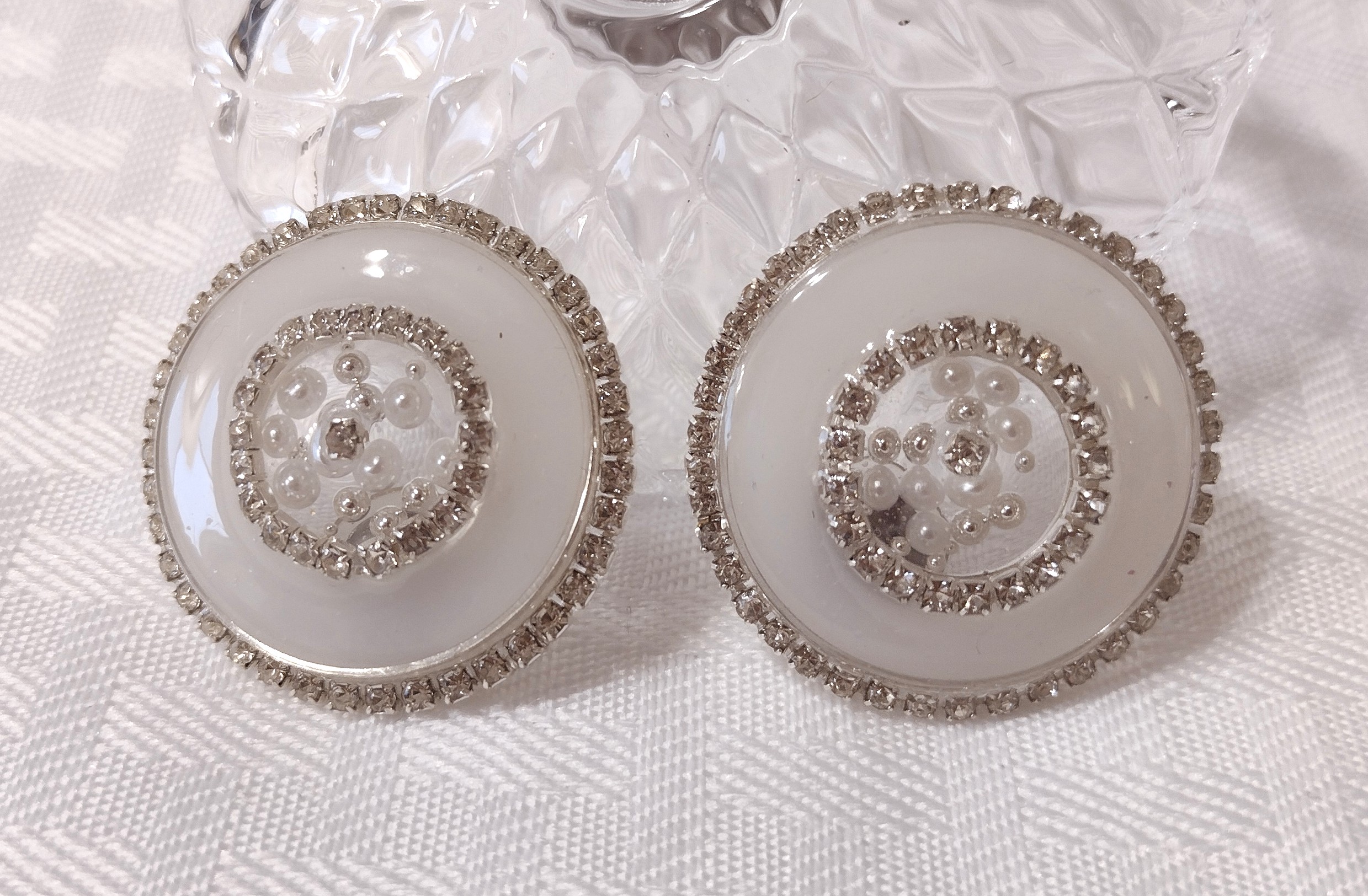 Resin White Art Deco Post Earrings