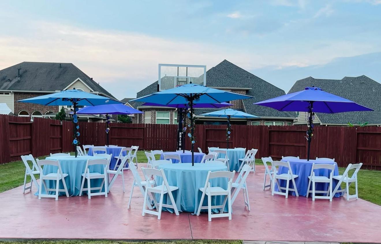 Outdoor Table With Umbrella  Chair Set