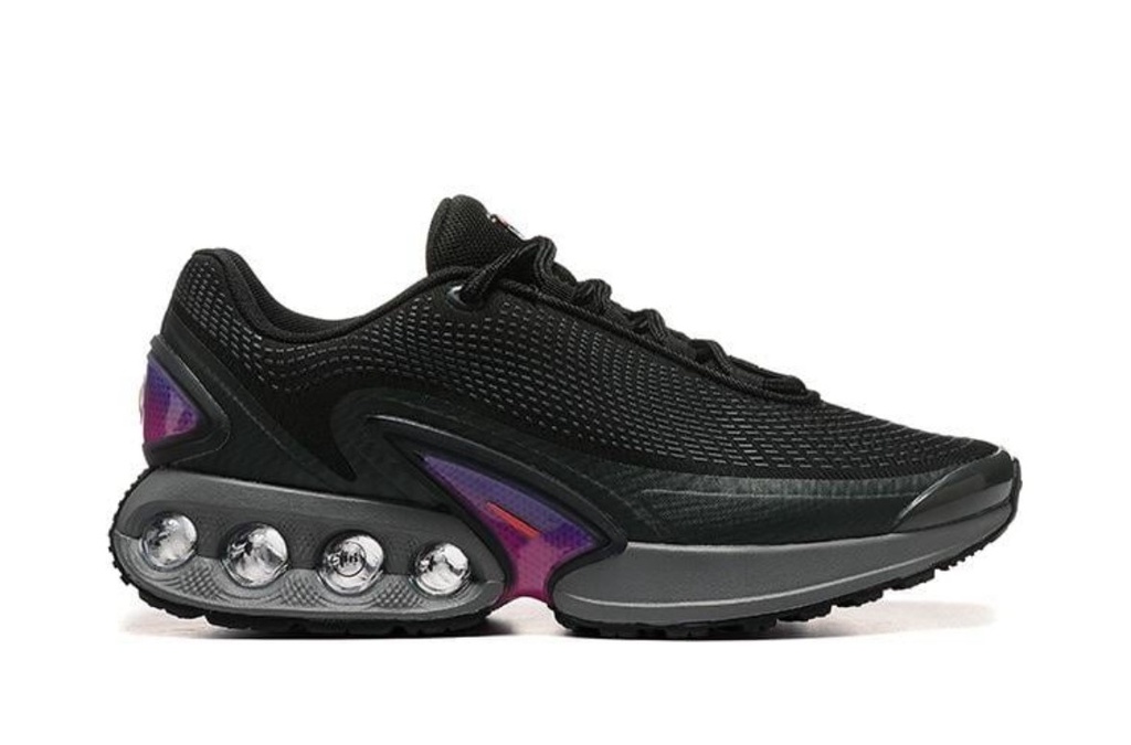 Chaussures de Sport Noire et Violette à Semelles Rebondissantes style Nîke DN