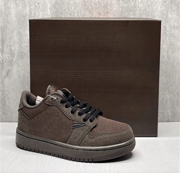 Chaussures de Basket Retro Low OG Travis Scott style J1