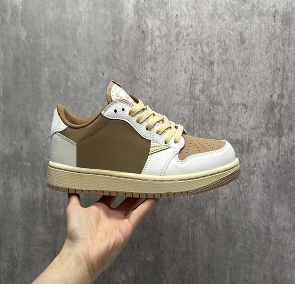 Chaussures de Basket Retro Low OG Travis Scott style J1