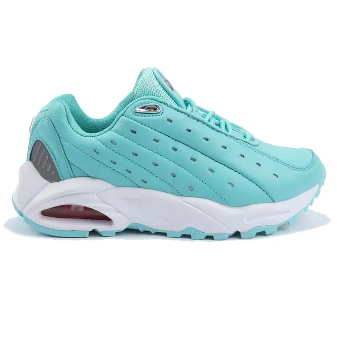 Chaussures de Basket Mid Couleur Bleu avec Design Futuriste style Nocta