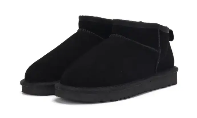 Mini Bottes de Neige Taille Haute Chaussettes Confortables Noire style UGGs