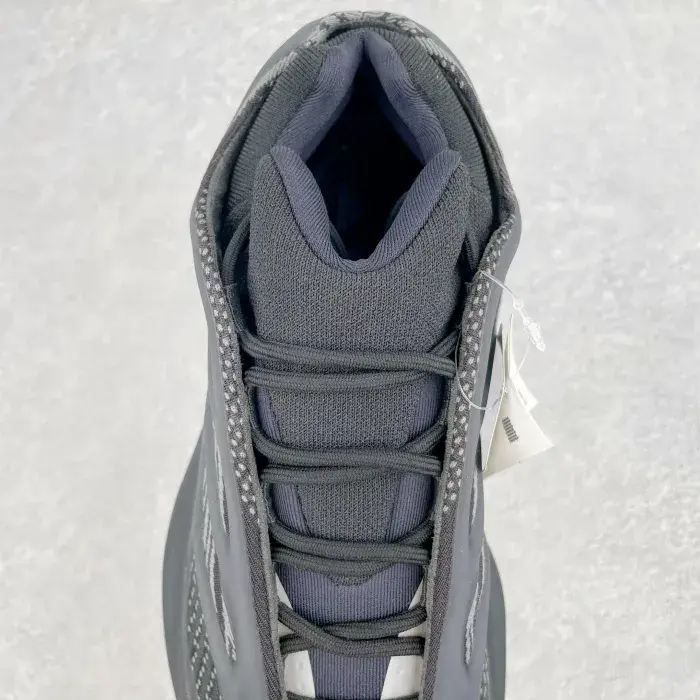Chaussures de Course Noire Alvoh style 700 v3