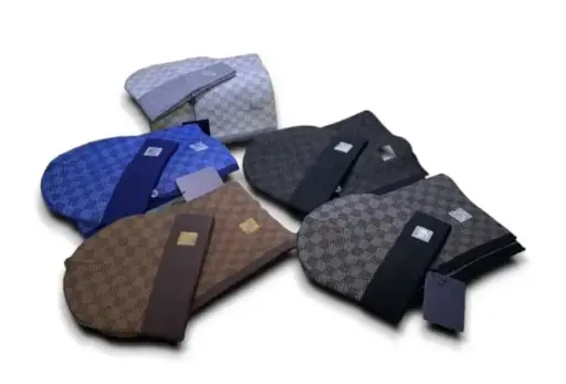 Ensemble bonnet et écharpe style LVi