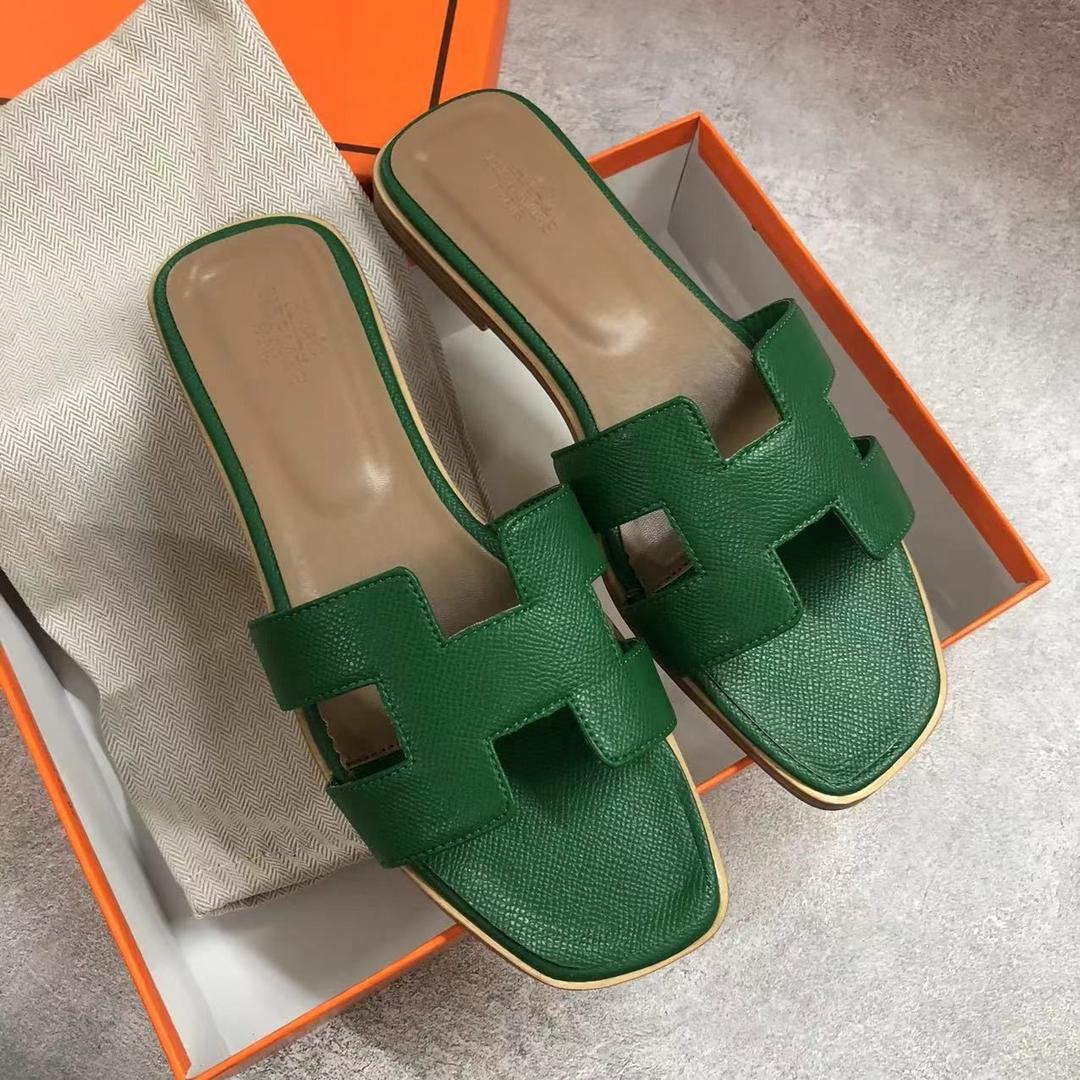 Sandales en daim vertes style Hermeses