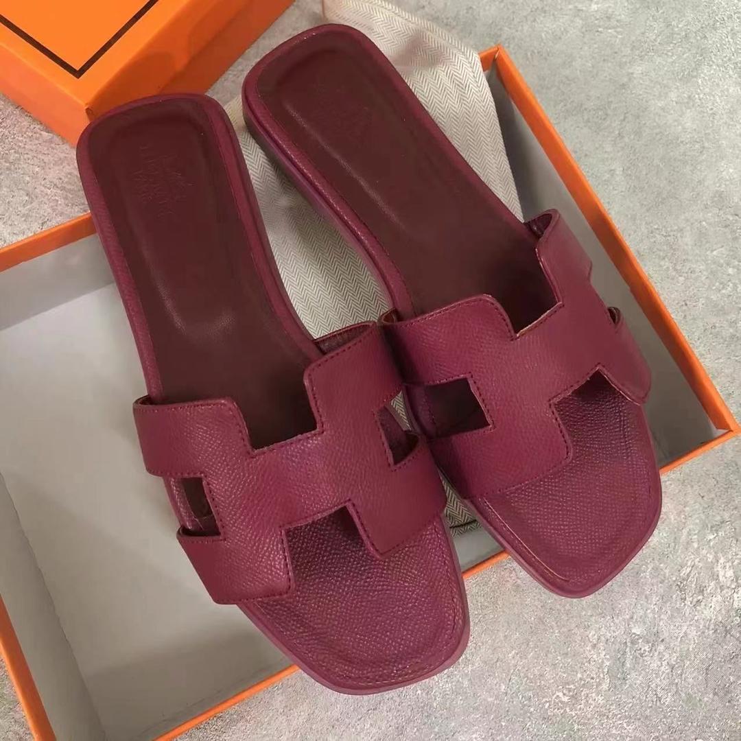 Sandales en cuir rose framboise style Hermeses