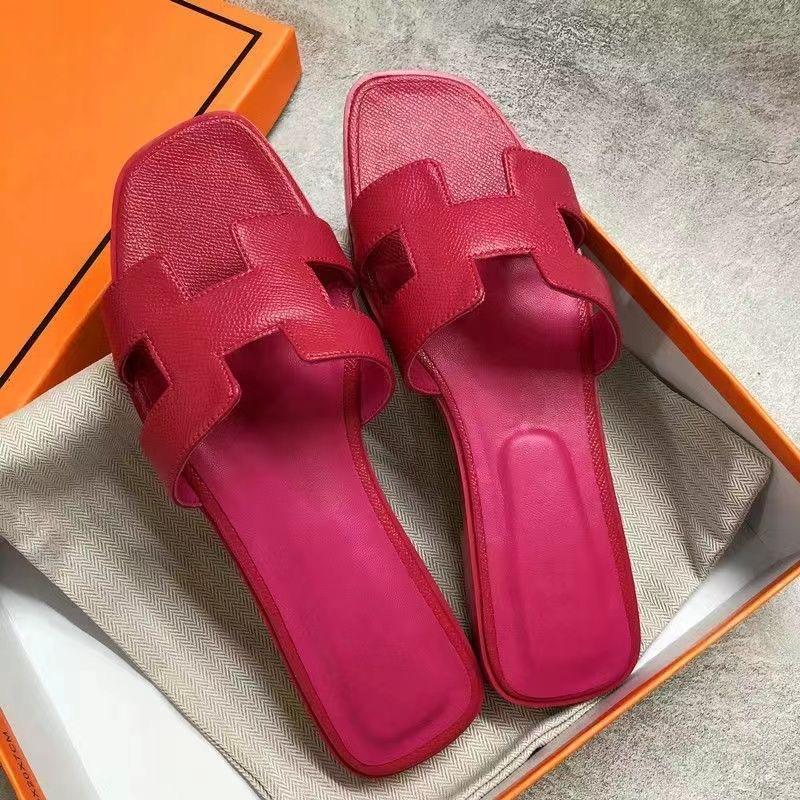 Sandales en cuir rose fushia style Hermeses
