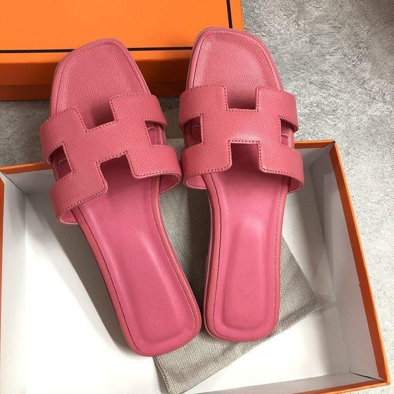 Sandales en cuir rose bonbon style Hermeses