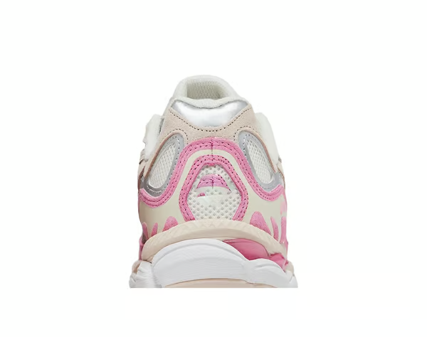Chaussures en tissu et daim rose et beige style Asicss gel NYC