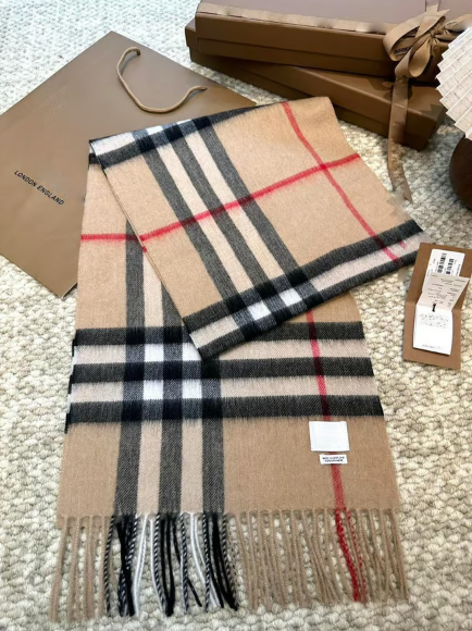 Écharpe en cachemire à motifs style burberrye