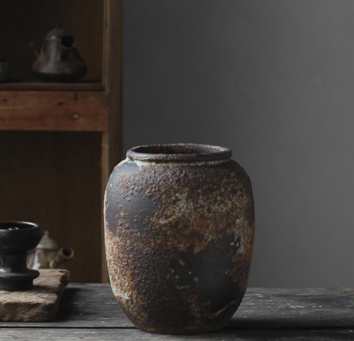 Rustic Vase for Home Decor, Farmhouse Terracotta Vases, Large Ceramic Vase for Living Room Decor, Black Pottery Vase Large Clay Vase, Rustic Farmhouse Tabletop Decor(B-22cm)