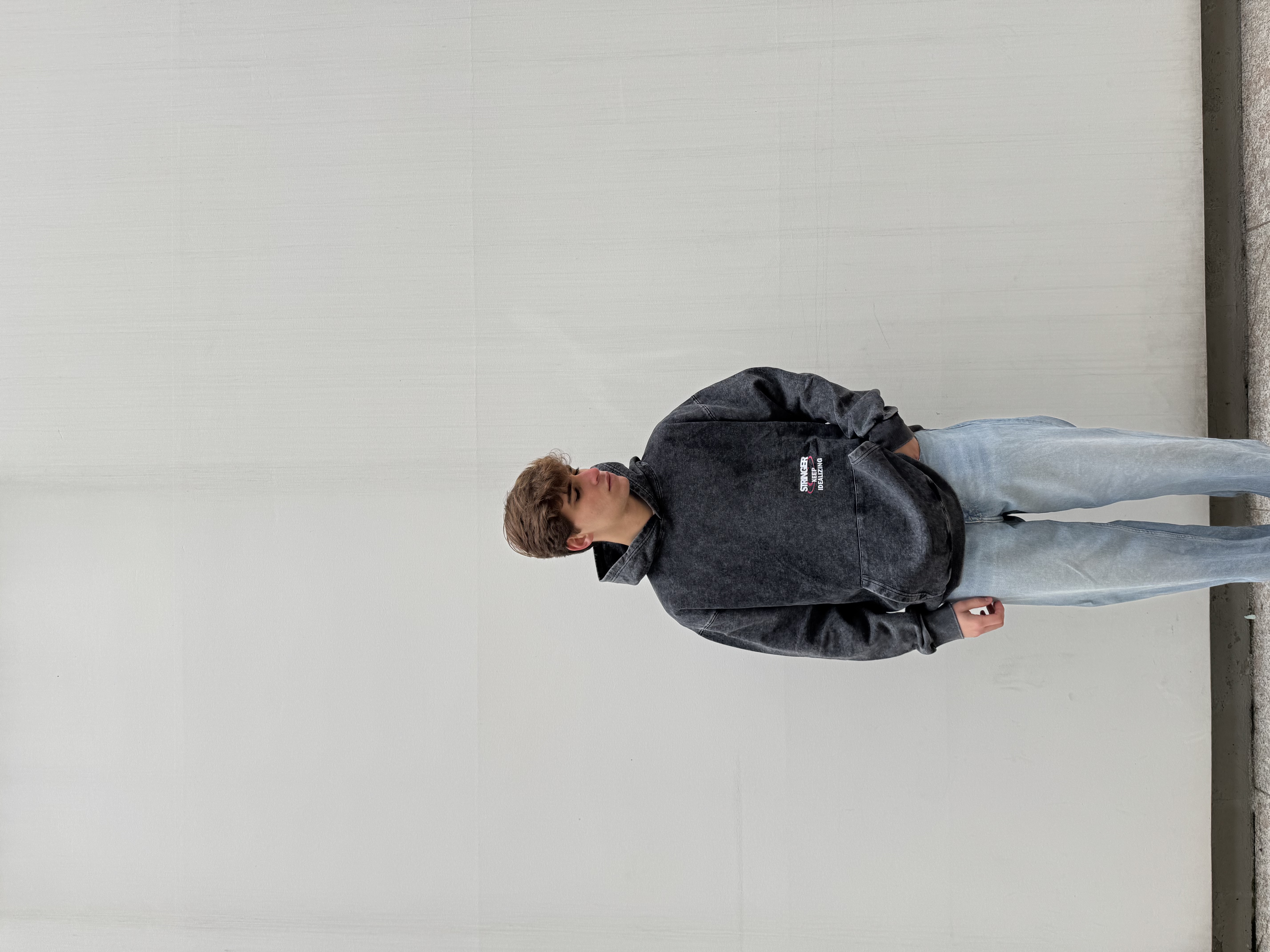 RETRO-BLACK HOODIE