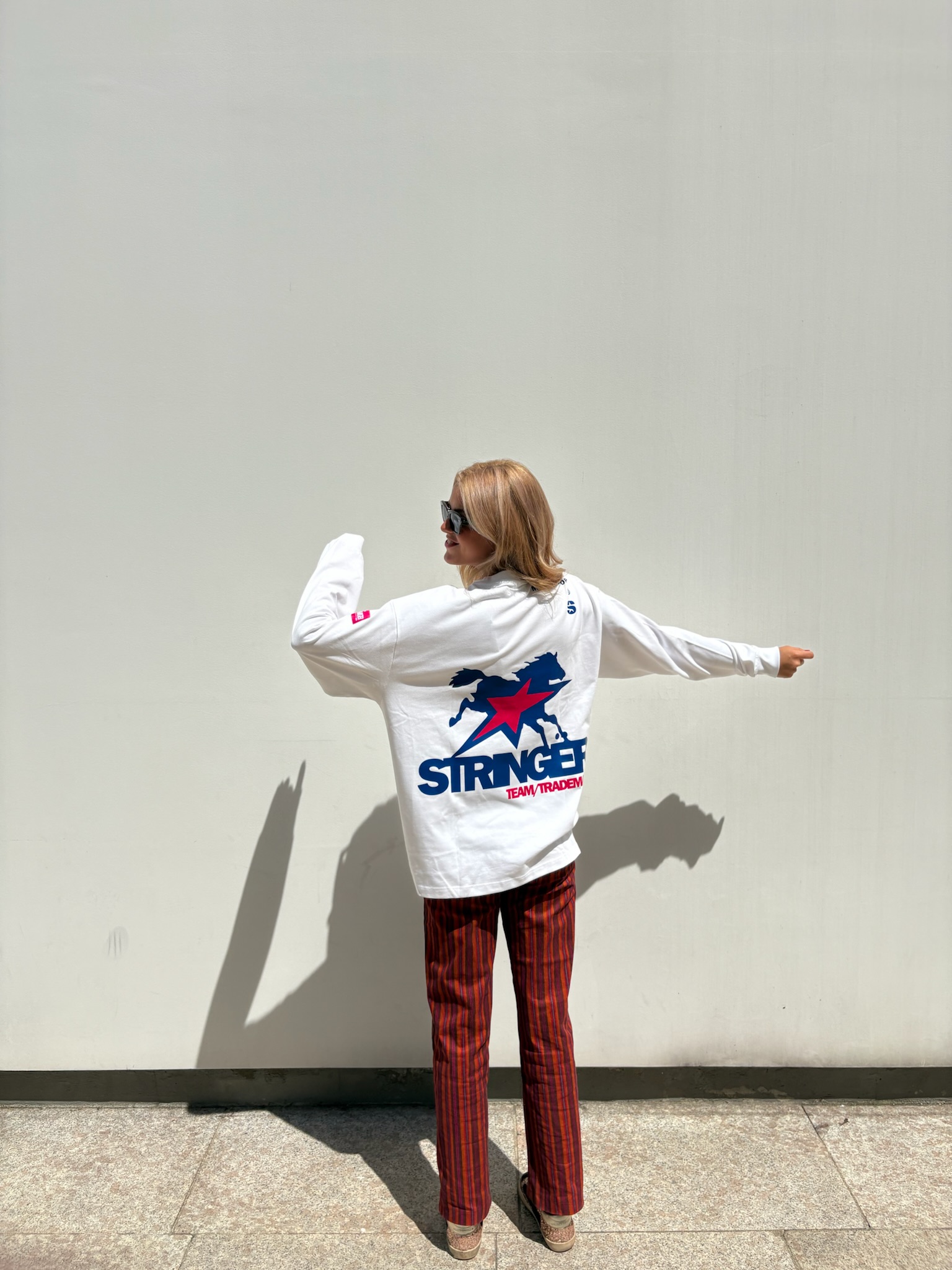 WHITE LONG-SLEEVE