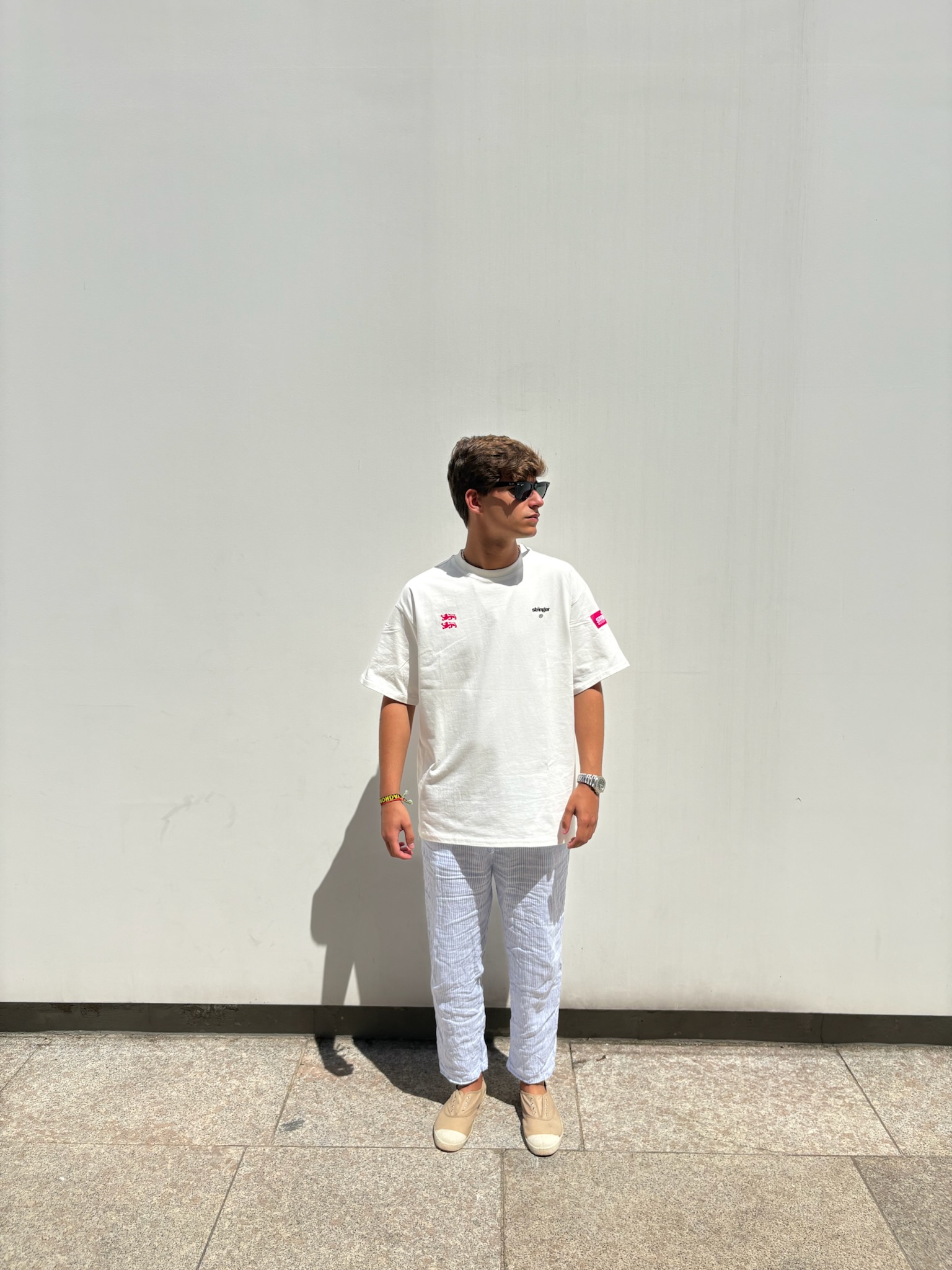 WHITE LIONS SLEEVE