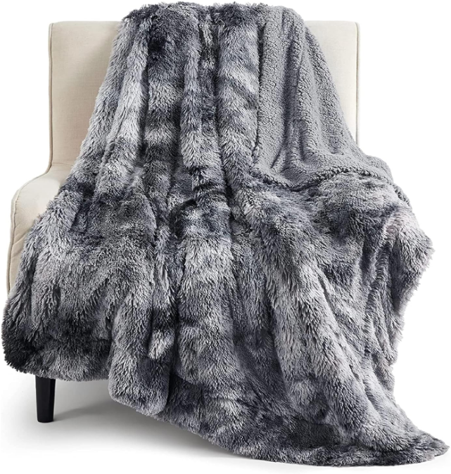 Soft Throw Blanket for Couch, Fluffy Fuzzy Blankets & Throws for Bed, Sofa, Cozy Plush Sherpa Fleece Faux Fur Blanket, Thick Warm Christmas Blanket Decor Gifts for Women, Men, 50x60, Grey