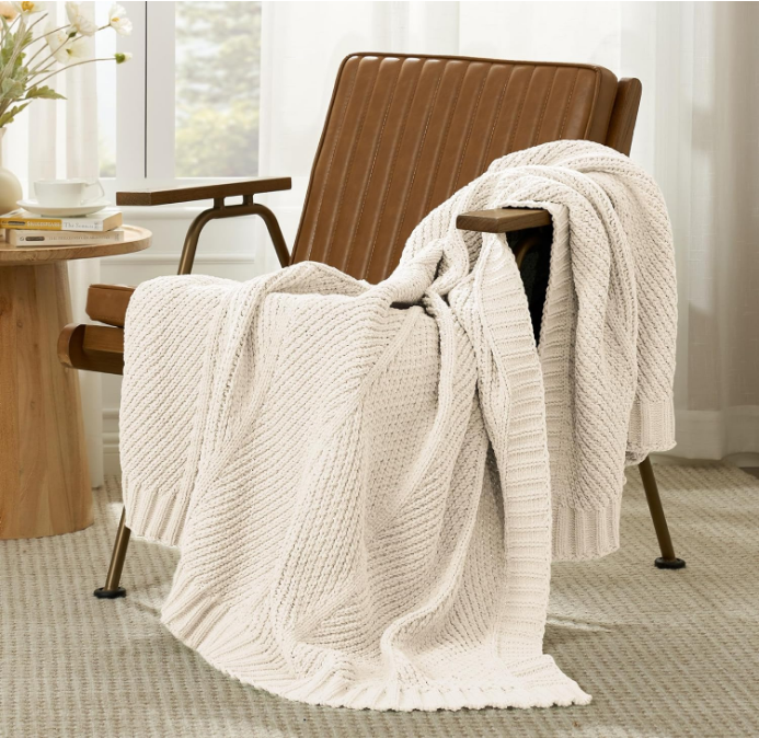 Chenille Knit Throw Blanket for Couch, Chunky Knit Blanket with Chevron Texture Non-Shedding, Decorative Farmhouse Soft Blanket for Home Sofa Chair Bed, Ivory, 50"x 60"