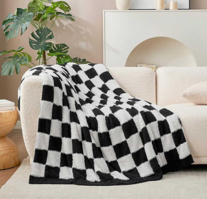 Faux Fur Throw Blanket for Couch,Black Checker Blanket Knitted with Microfiber Fancy Yarn, Cozy Soft Warm Blankets for Sofa, Bedroom, Living Room, Black Checker,50x60 inches