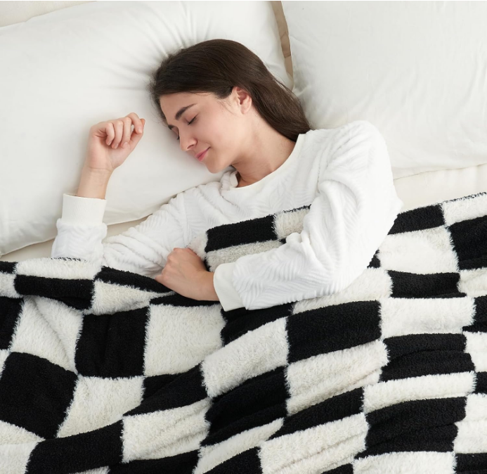 Faux Fur Throw Blanket for Couch,Black Checker Blanket Knitted with Microfiber Fancy Yarn, Cozy Soft Warm Blankets for Sofa, Bedroom, Living Room, Black Checker,50x60 inches