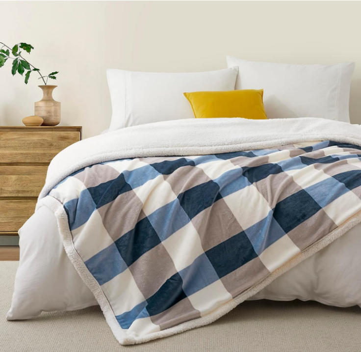 Sherpa Throw Blanket 60”x80”, Plaid Warm Cozy Throw Blankets for Sofa, Couch, Bed, Reversible Throws Fluffy Plush Flannel Fleece Blankets and Throws for Adults Women Men, Gray-Soft Blue