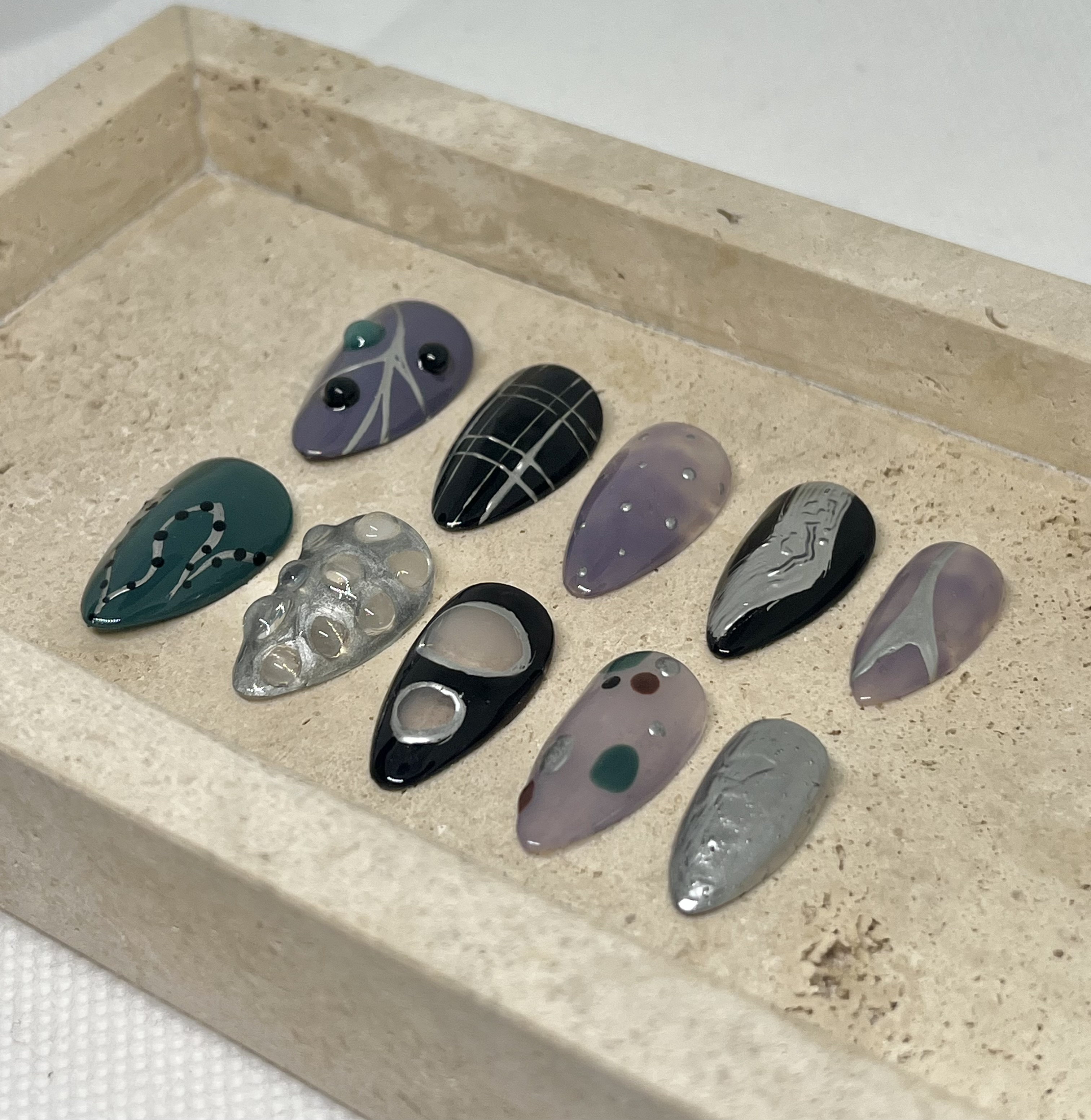 SILVER DOTS