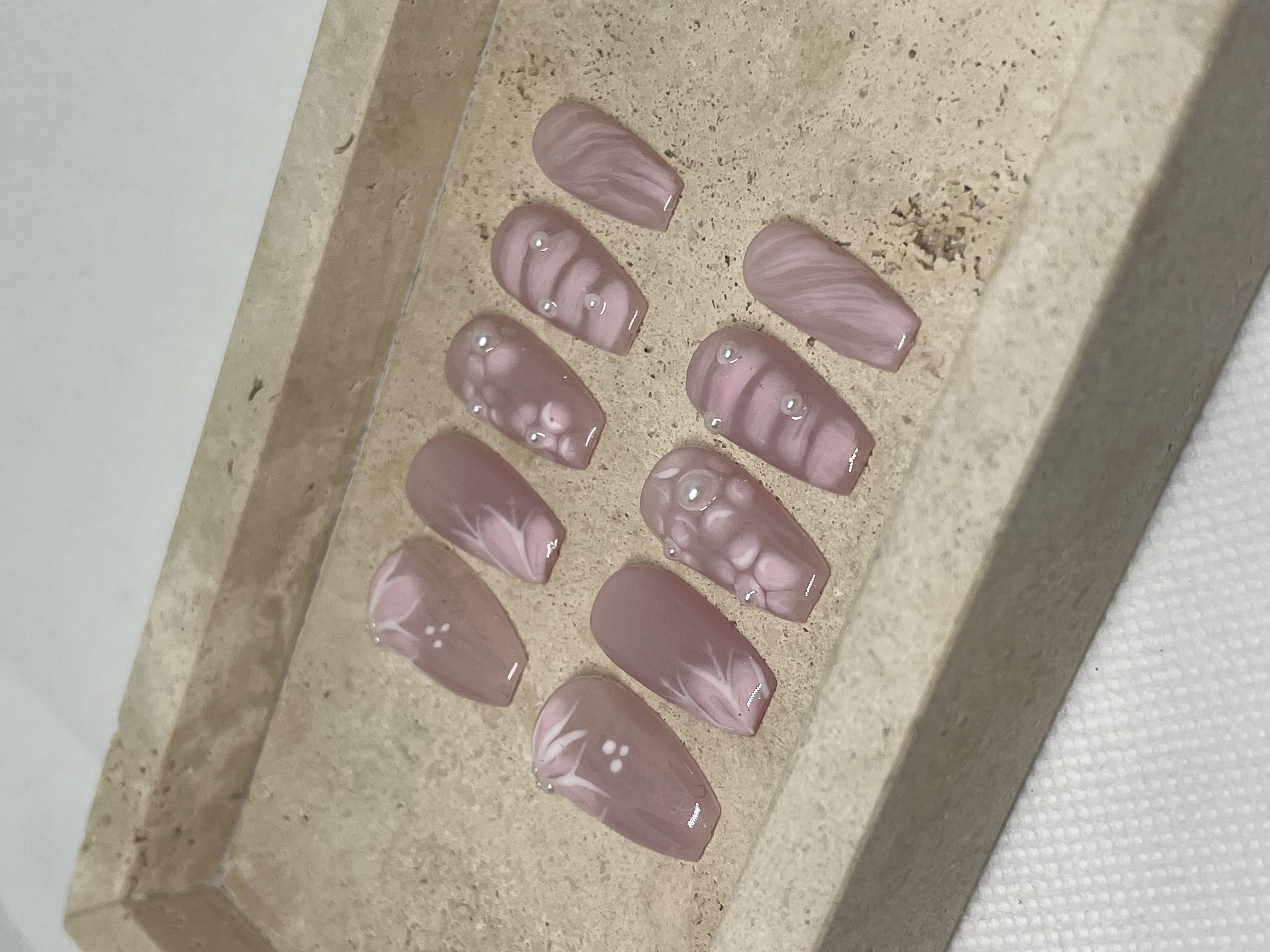 SOFT PINK