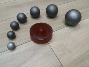 Steel balls and polyurethane pads