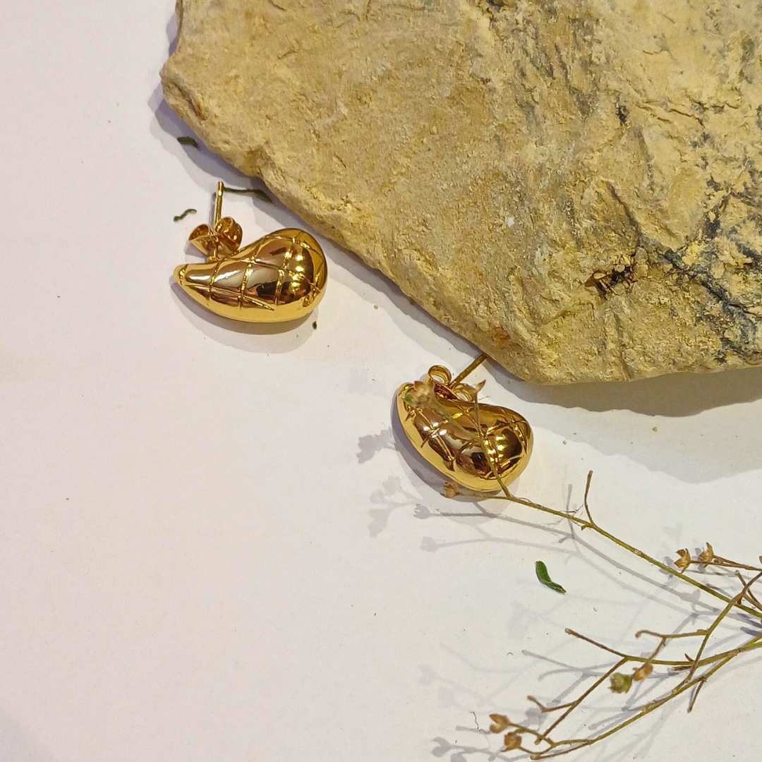 Golden Whispers Abstract Drop Earrings