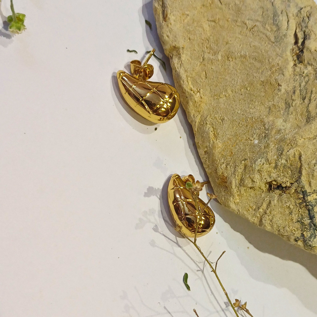 Golden Whispers Abstract Drop Earrings